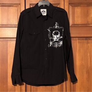 Express black & silver Boundless skull & crossbones button down - medium